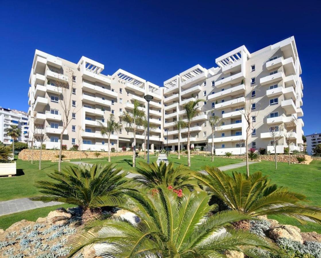 Leilighet Elegant 2br Apt In Residential Area / Rooftop Pool *